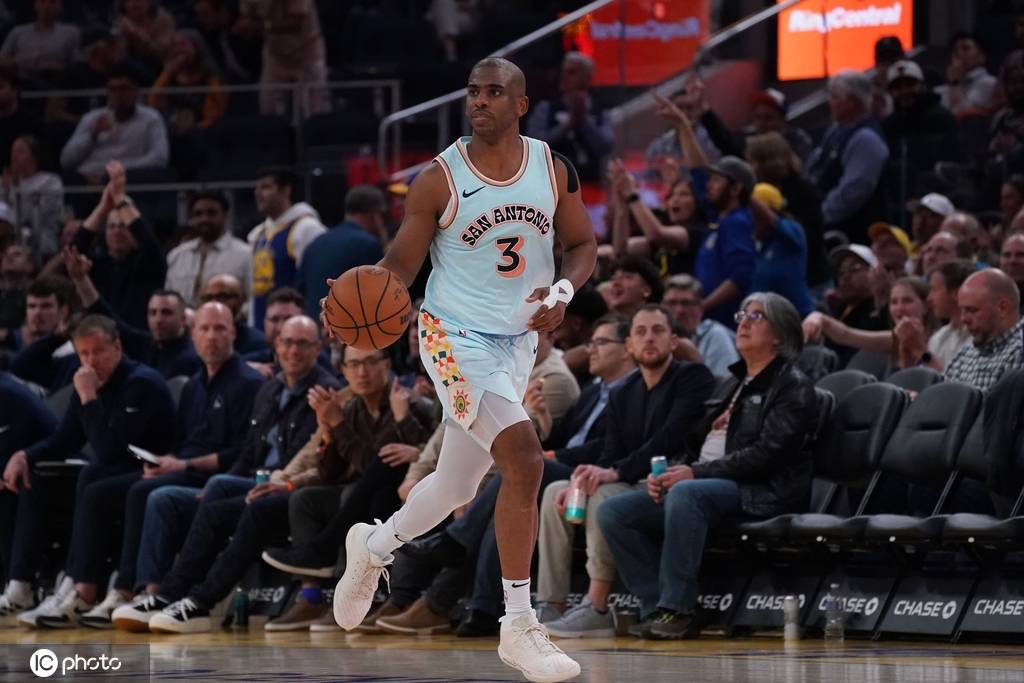 曝保罗只想去离家近的地方打球 快船太阳二选一